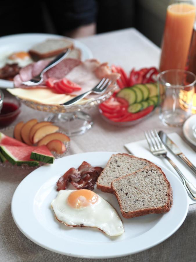 Petrines Gjestgiveri Norddal Luaran gambar